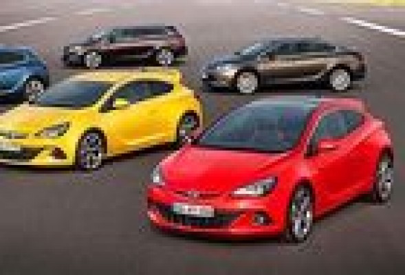 Opel pone al día la gama Astra 