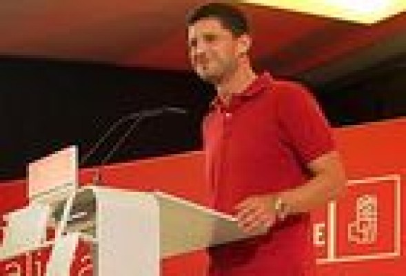 Leire Pajín contra Ximo Puig: Empate en el reparto del poder socialista de Alicante