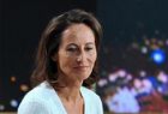 Los socialistas franceses arrasan, pero Ségolène Royal se queda sin escaño