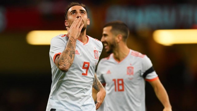 Alcácer, a un tanto del máximo goleador valenciano en la selección
