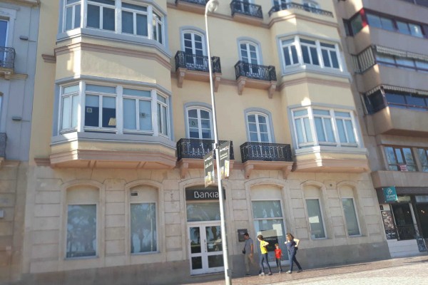 Bankia pone a la venta el edificio de su antigua dirección territorial en La Explanada de Alicante