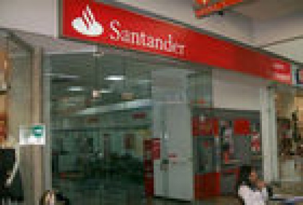 Banco Santander cierra la venta de su negocio en Colombia