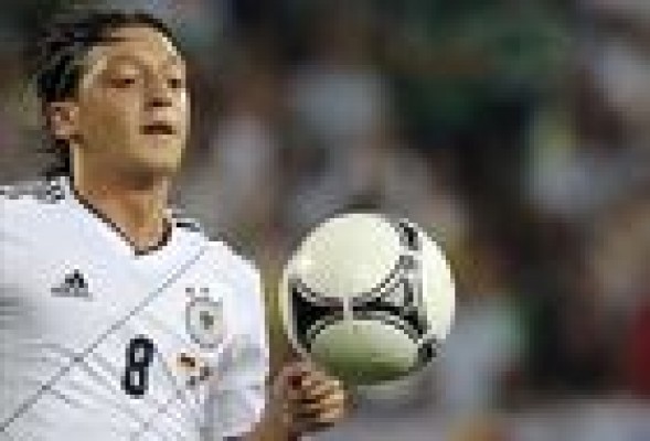 Ozil: 