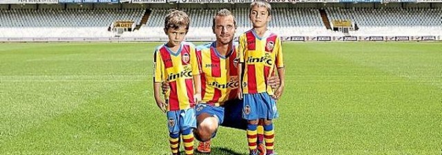 El Valencia lucirá la senyera por el viejo continente