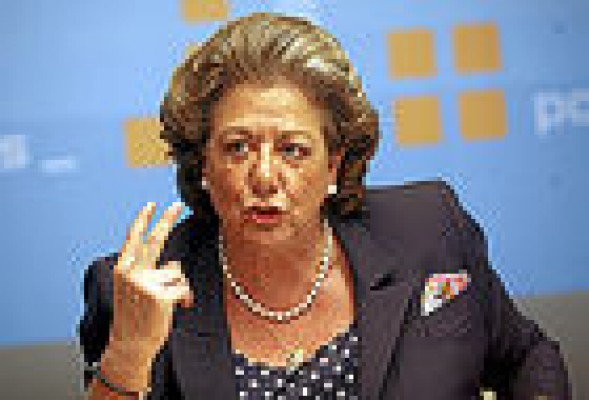 La alcaldesa Rita Barberá discute con una conductora de la EMT
