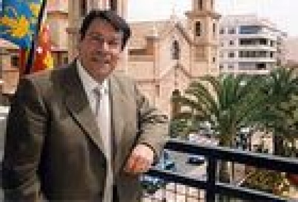 Hernández Mateo renuncia a presidir el PP de Torrevieja 
