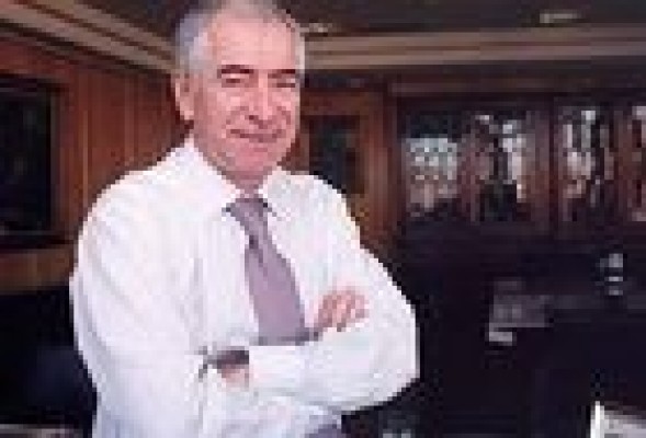 Consejeros de Metrovacesa representantes de los bancos renuncian a su renumeración