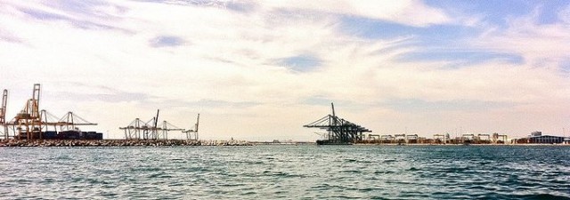 La CNC investiga a cuatro terminales por posibles conductas anticompetitivas en el puerto de Valencia