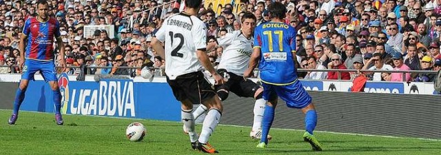 El Valencia organizará un amistoso en favor de los afectados por los incendios 