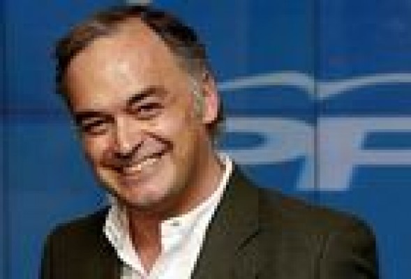 El TS da la razón a González Pons en su polémica con De la Vega