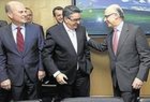 El recelo del Gobierno a lanzar los hispabonos aboca a la Generalitat a una situación límite