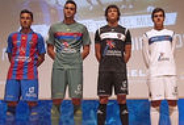 El Levante presenta sus nuevos equipajes 