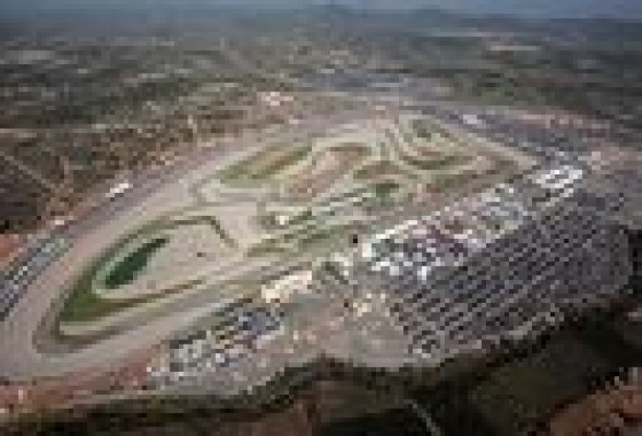 El GP de Valencia rebaja sus precios durante el verano 