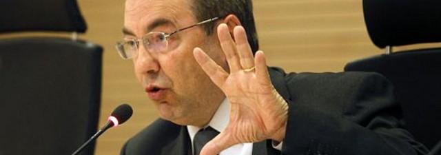 La preocupación entre las empresas sanitarias crece ante el bloqueo del documento de Rosado