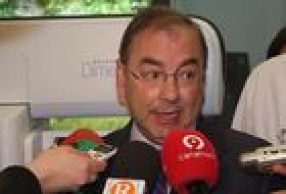 Rosado admite que las empresas han pedido que se rebaje el canon en el nuevo modelo sanitario
