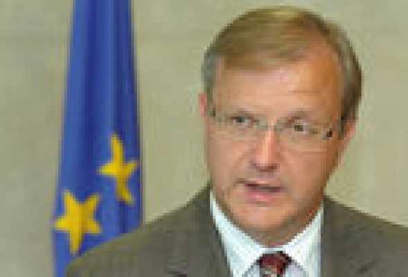 Rehn asegura que vigilará de cerca el cumplimiento de España de los ajustes