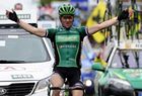 Voeckler gana la 10ª etapa del Tour en la alta montaña 