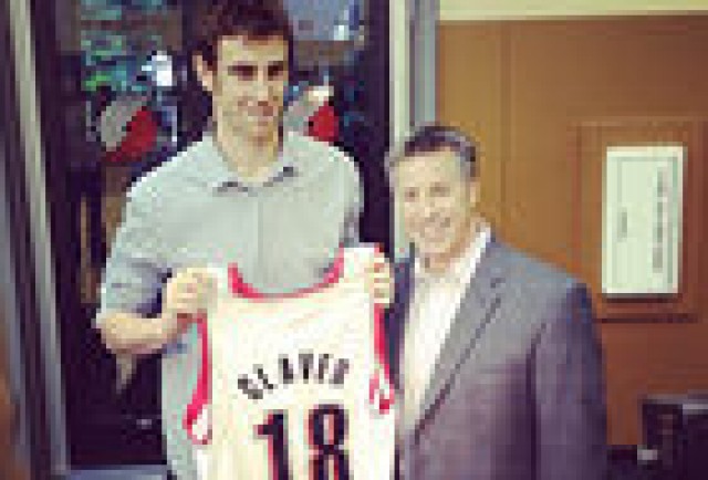 Claver, primer valenciano en la NBA y con un contratazo 