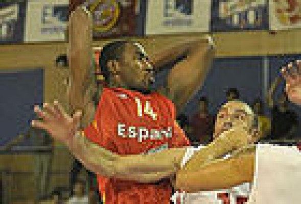 España no ecuentra rival en Túnez (95-56)