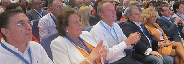 Rus rearma su ejecutiva con el apoyo de Barberá para su pulso con Serafín Castellano