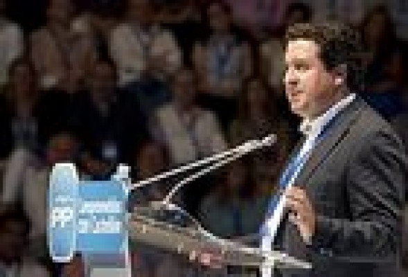 Carlos Fabra, cede la vara de mando en el PP de Castellón