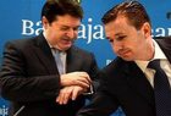 Olivas, Izquierdo y Crespo pendientes de su cita en el Congreso por Bankia y CAM