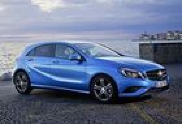 Mercedes rejuvenece su Clase A 