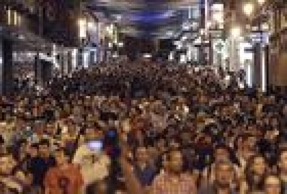 Miles de funcionarios se manifiestan en Madrid contra los recortes