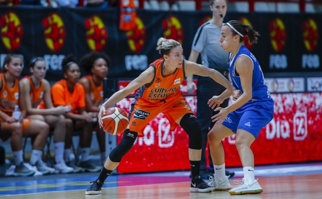 Histórico debut con derrota ante las campeonas que deja buen sabor de boca (57-69)