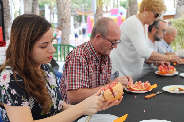 Un concurso para demostrar que no es tan difícil pelar una granada