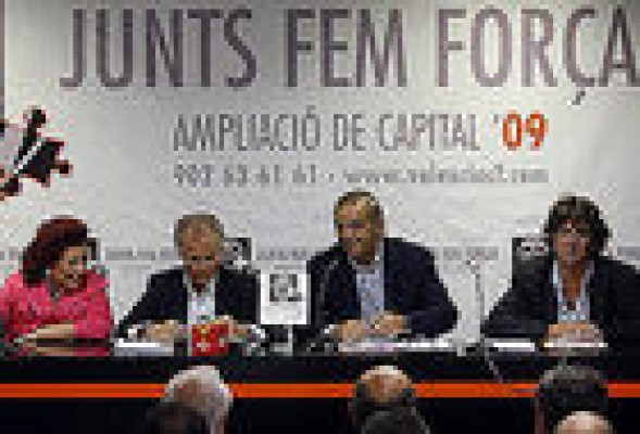 Los pequeños accionistas piden al IVF que deje al Valencia CF a la deriva
