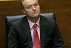 Alberto Fabra cumple un año al frente de la Generalitat sin conseguir ponerla a flote