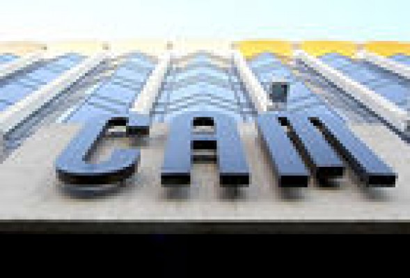 El juez que instruye el caso CAM impone una fianza de 25'8 millones a los directivos