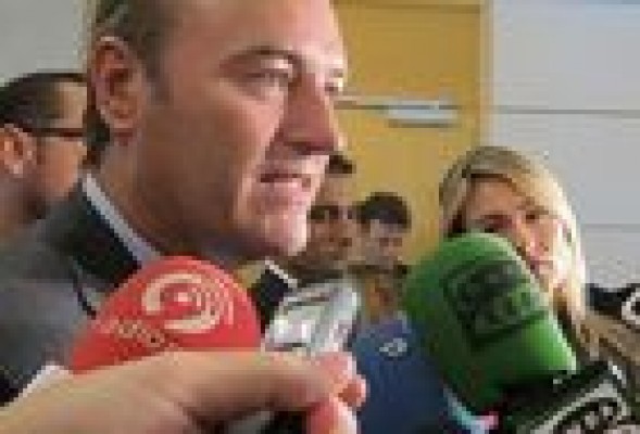 Alberto Fabra justifica el ERE en Cacsa en tener dinero para los servicios básicos
