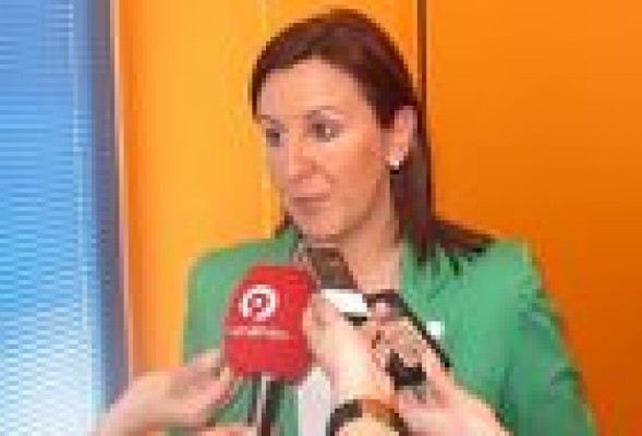 La consellera de Empleo vincula el aumento del paro al cese de interinos 
