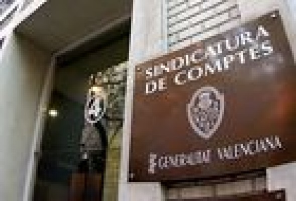 La Sindicatura de Comptes pide a los ayuntamientos que le envíen las 'facturas en el cajón'