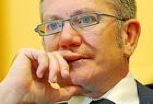El FROB aumenta la presión en AVSA y pide a Calabuig más consejeros de Banco de Valencia