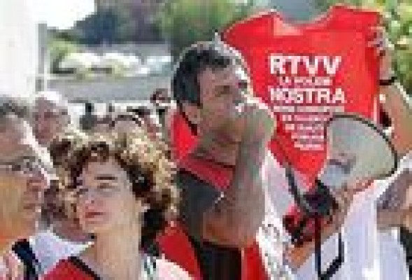 RTVV ultima la negociación del ERE con 1.247 despidos frente a la oposición de los sindicatos