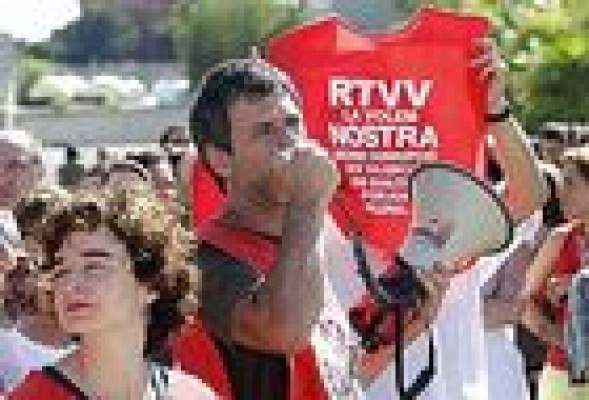 El comité de empresa de RTVV rechaza la última oferta de la dirección para el ERE