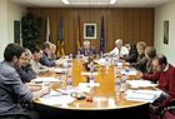 La dirección de RTVV planteará al consejo de administración el despido de 1.195 trabajadores