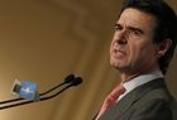El Gobierno actuará contra las empresas que suban el IVA antes de septiembre
