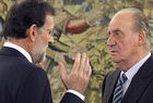 Rajoy expone al Rey las medidas económicas que aprobará este viernes