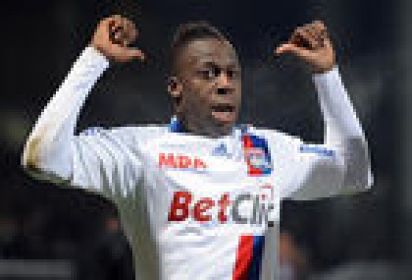 El Valencia hace un gran esfuerzo y ficha a Cissokho 