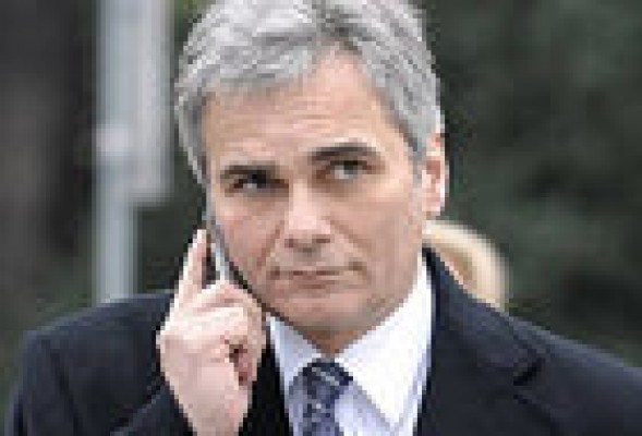 Austria acepta que Grecia cuente con mas tiempo para pagar sus deudas