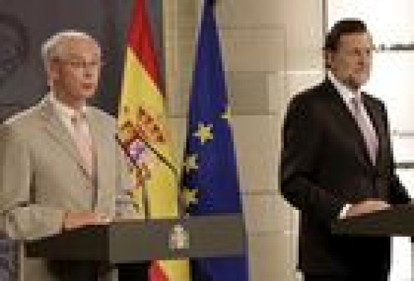Rajoy niega negociaciones con Europa y asegura aún no ha decidido si pedirá el rescate