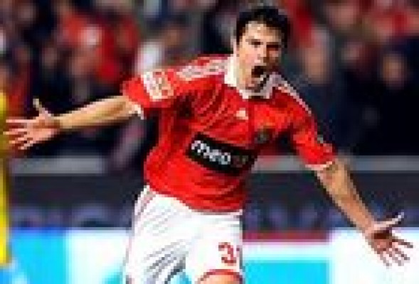 El Málaga se saca de la chistera al 'conejo' Saviola 