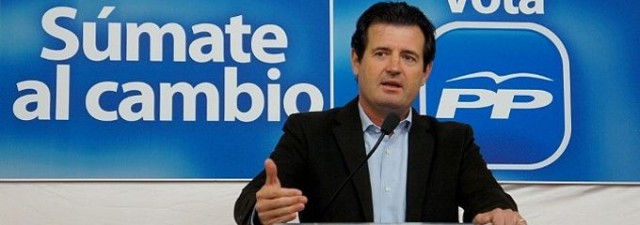 Puñetazo en la mesa de Císcar: ediles del PP de Alcoi relevan al zaplanista Sedano de portavoz