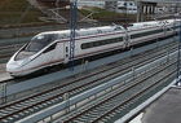 Iberdrola, Endesa, Fenosa y Acciona se disputan el mayor contrato de la luz, el del ferrocarril
