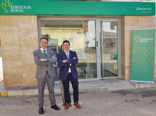 Eurocaja Rural prosigue su expansión en el interior de Alicante y abre una oficina en Beniarrés 