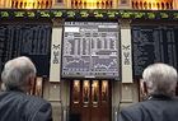 Al Ibex 35 se le atraganta el 8.000 y a la prima los 400 puntos
